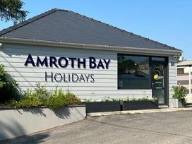 Amroth Bay Holidays - Holiday Accommodation 20776 - South Wales - 1187515 - thumbnail photo 8