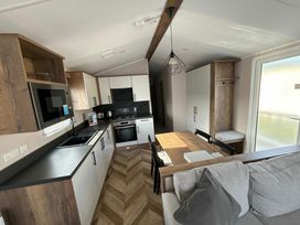 Cleethorpes Beach Holiday Park - Holiday Accommodation 20789 - Lincolnshire - 1187521 - thumbnail photo 5