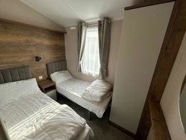 Cleethorpes Beach Holiday Park - Holiday Accommodation 20789 - Lincolnshire - 1187521 - thumbnail photo 11