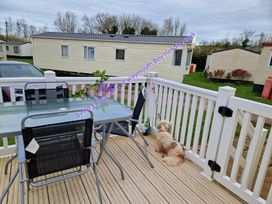 Weymouth Bay Holiday Park - Holiday Accommodation 20794 - Dorset - 1187524 - thumbnail photo 5