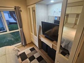 Lyons Winkups and Primrose - Holiday Accommodation 20800 - North Wales - 1187526 - thumbnail photo 9