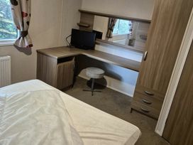 Marton Mere Holiday Village - Holiday Accommodation 20801 - Lake District - 1187527 - thumbnail photo 3