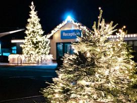 Cayton Bay Caravan Park - Holiday Accommodation 20825 - North Yorkshire (incl. Whitby) - 1187537 - thumbnail photo 13