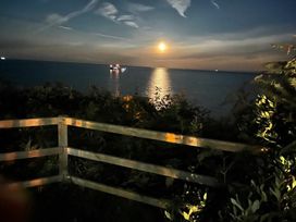 Azure Seas Holiday Park - Holiday Accommodation 20828 - Suffolk & Essex - 1187538 - thumbnail photo 11