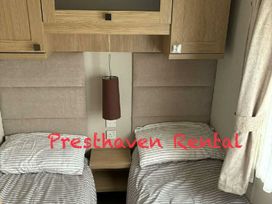 Presthaven Beach Resort - Holiday Accommodation 20832 - North Wales - 1187539 - thumbnail photo 7