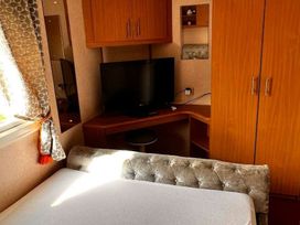 Kings Caravan Park - Holiday Accommodation 20833 - Lincolnshire - 1187540 - thumbnail photo 15