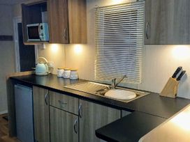 Quay West Holiday Park - Holiday Accommodation 20834 - Mid Wales - 1187541 - thumbnail photo 10