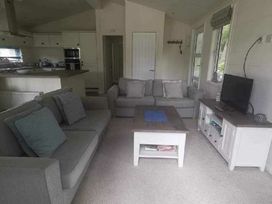 Oakdene Forest Park - Holiday Accommodation 20843 - Hampshire - 1187544 - thumbnail photo 7
