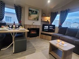 Golden Sands - Holiday Accommodation 20845 - Lincolnshire - 1187545 - thumbnail photo 6