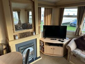 Seaview Caravan Park - Holiday Accommodation 20846 - Lincolnshire - 1187546 - thumbnail photo 2