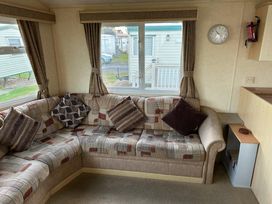 Seaview Caravan Park - Holiday Accommodation 20846 - Lincolnshire - 1187546 - thumbnail photo 3