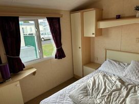 Seaview Caravan Park - Holiday Accommodation 20846 - Lincolnshire - 1187546 - thumbnail photo 7
