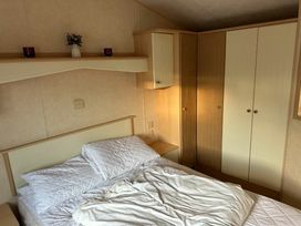 Seaview Caravan Park - Holiday Accommodation 20846 - Lincolnshire - 1187546 - thumbnail photo 8