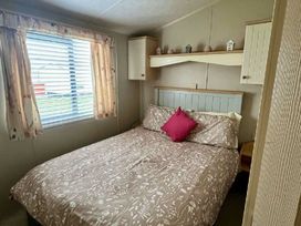 Golden Sands Kinmel Bay - Holiday Accommodation 20850 - North Wales - 1187551 - thumbnail photo 13