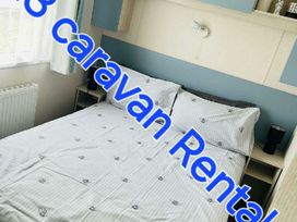 Lyons Winkups and Primrose - Holiday Accommodation 20855 - North Wales - 1187553 - thumbnail photo 3