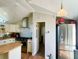 Hafan y Mor Haven - Holiday Accommodation 20860 - North Wales - 1187556 - thumbnail photo 3