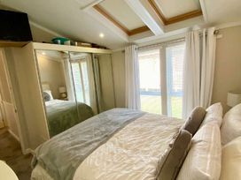 Hafan y Mor Haven - Holiday Accommodation 20860 - North Wales - 1187556 - thumbnail photo 6