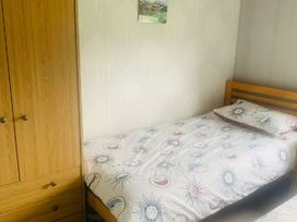 Hafan y Mor Haven - Holiday Accommodation 20864 - North Wales - 1187559 - thumbnail photo 8