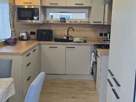 Kiln Park Holiday Park - Holiday Accommodation 20865 - South Wales - 1187560 - thumbnail photo 4