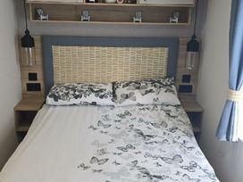 Kiln Park Holiday Park - Holiday Accommodation 20865 - South Wales - 1187560 - thumbnail photo 9
