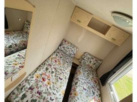 Coral Beach - Holiday Accommodation 20868 - Lincolnshire - 1187561 - thumbnail photo 4