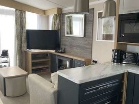 Lyons Robin Hood - Holiday Accommodation 20871 - North Wales - 1187563 - thumbnail photo 4
