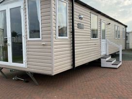 Lyons Robin Hood - Holiday Accommodation 20871 - North Wales - 1187563 - thumbnail photo 9