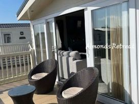 Tattershall Lakes Country Park - Holiday Accommodation 20875 - Lincolnshire - 1187564 - thumbnail photo 8