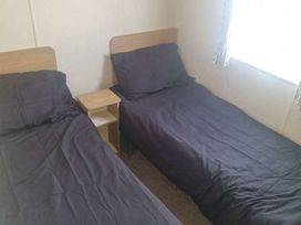 Trecco Bay - Holiday Accommodation 20876 - Somerset & Wiltshire - 1187565 - thumbnail photo 7