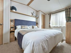 Penally Court - Holiday Accommodation 20880 - South Wales - 1187570 - thumbnail photo 2