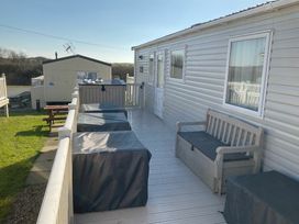 Penally Court - Holiday Accommodation 20880 - South Wales - 1187570 - thumbnail photo 7
