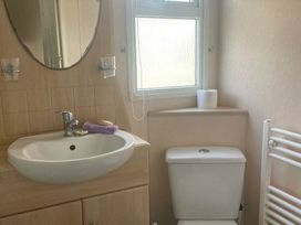 Golden Palm Resort - Holiday Accommodation 20890 - Lincolnshire - 1187576 - thumbnail photo 3
