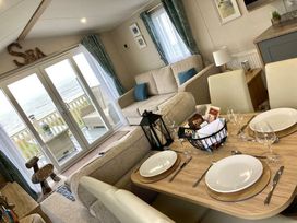Skipsea Sands Holiday Park - Holiday Accommodation 20902 - North Yorkshire (incl. Whitby) - 1187584 - thumbnail photo 10