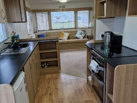 Golden Gate Holiday Centre - Holiday Accommodation 20914 - North Wales - 1187593 - thumbnail photo 6