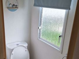 Golden Gate Holiday Centre - Holiday Accommodation 20914 - North Wales - 1187593 - thumbnail photo 14