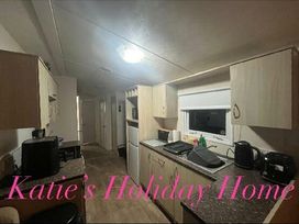 Lyons Robin Hood - Holiday Accommodation 20916 - North Wales - 1187595 - thumbnail photo 5