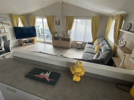Trecco Bay - Holiday Accommodation 20920 - Somerset & Wiltshire - 1187598 - thumbnail photo 4