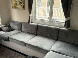 Marton Mere Holiday Village - Holiday Accommodation 20931 - Lake District - 1187607 - thumbnail photo 9