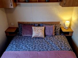 Clarach Bay Holiday Village - Holiday Accommodation 20943 - Mid Wales - 1187612 - thumbnail photo 12