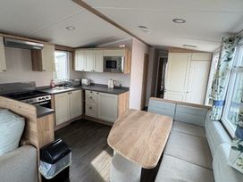 Ladram Bay Holiday Park - Holiday Accommodation 20944 - Devon - 1187613 - thumbnail photo 12