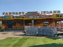 Sunnymede Caravan Park - Holiday Accommodation 20951 - Lincolnshire - 1187618 - thumbnail photo 12