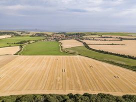 Kelling Heath Holiday Park - Holiday Accommodation 20952 - Norfolk - 1187619 - thumbnail photo 16