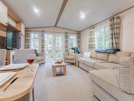 Kelling Heath Holiday Park - Holiday Accommodation 20957 - Norfolk - 1187624 - thumbnail photo 13