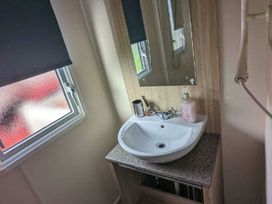 Lyons Winkups and Primrose - Holiday Accommodation 20961 - North Wales - 1187628 - thumbnail photo 7