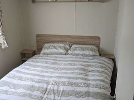 Lyons Winkups and Primrose - Holiday Accommodation 20961 - North Wales - 1187628 - thumbnail photo 11