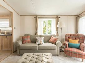 Hoburne Cotswolds - Holiday Accommodation 20964 - Somerset & Wiltshire - 1187630 - thumbnail photo 14