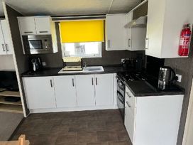 Camber Sands Holiday Park - Holiday Accommodation 20966 - Kent & Sussex - 1187632 - thumbnail photo 6