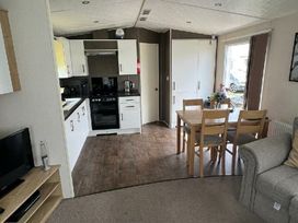 Camber Sands Holiday Park - Holiday Accommodation 20966 - Kent & Sussex - 1187632 - thumbnail photo 7