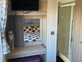 Marton Mere Holiday Village - Holiday Accommodation 20980 - Lake District - 1187638 - thumbnail photo 5