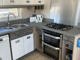 Marton Mere Holiday Village - Holiday Accommodation 20980 - Lake District - 1187638 - thumbnail photo 8